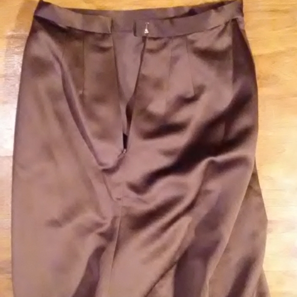 Brown 2 piece, top & skirt, size 4 - Picture 7 of 8